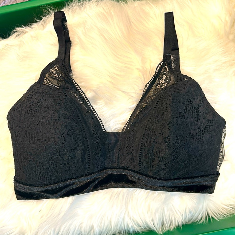 Auden Lightly Lined Bralette 90% Lace 10% Spandex Velvet & Lace XL 29in New